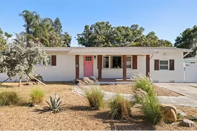 220 45th Avenue S, Saint Petersburg, FL 33705 - Photo 1