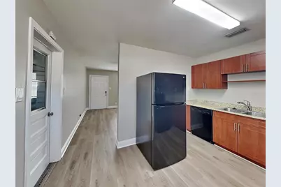 [Address not provided], Tampa, FL 33611 - Photo 5