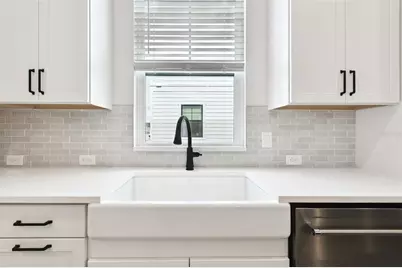 1630 Springwell Lane, Sarasota, FL 34240 - Photo 11