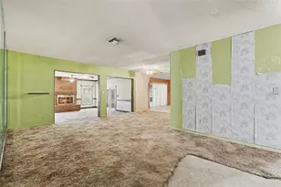 2835 Bellwood Dr, Brandon, FL 33511 - Photo 15