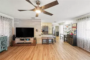 1362 Stratford Dr, Clearwater, FL 33756 - Photo 7