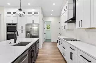 37700 Dixie Ave, Dade City, FL 33525 - Photo 13