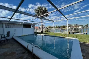 6901 Gulf Winds Dr, Saint Pete Beach, FL 33706 - Photo 7