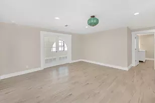 3000 Beach Blvd S, Gulfport, FL 33707 - Photo 17