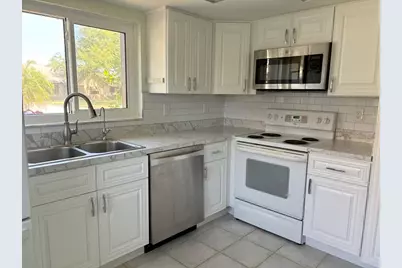 2486 Bay Berry Drive, Clearwater, FL 33763 - Photo 9