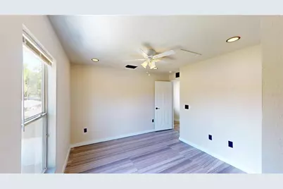 10107 N 14th Street, Tampa, FL 33612 - Photo 17