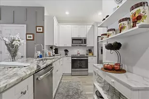 1962 Lake Ridge Blvd, Clearwater, FL 33763 - Photo 9