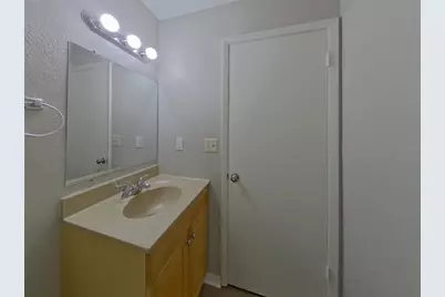 [Address not provided], Tampa, FL 33625 - Photo 13