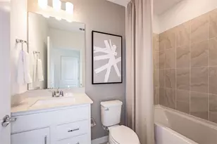 1392 Allagash Dr, Zephyrhills, FL 33540 - Photo 11