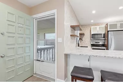 1250 S Pinellas Avenue #214, Tarpon Springs, FL 34689 - Photo 9