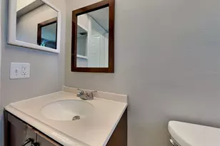 [Address not provided], Tarpon Springs, FL 34689 - Photo 11