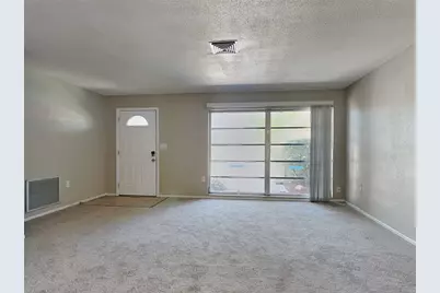 [Address not provided], Tarpon Springs, FL 34689 - Photo 3