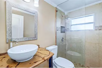 8751 Orient Way NE, Saint Petersburg, FL 33702 - Photo 21