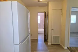 5616 27th Ave S, Gulfport, FL 33707 - Photo 13