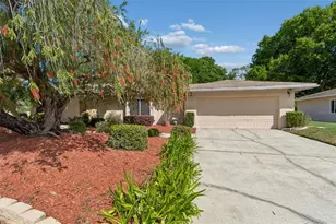 9004 Hogans Bend, Tampa, FL 33647 - Photo 1