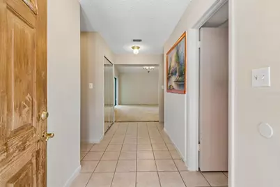 9004 Hogans Bend, Tampa, FL 33647 - Photo 9