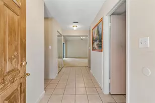 9004 Hogans Bend, Tampa, FL 33647 - Photo 9