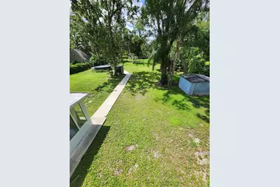 11107 Riverview Drive, Riverview, FL 33578 - Photo 37