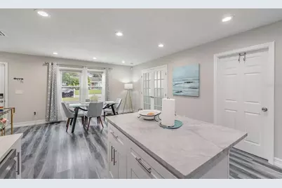 7308 N Dartmouth Avenue, Tampa, FL 33604 - Photo 5