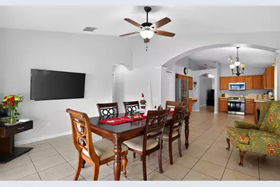 11519 Misty Isle Lane, Riverview, FL 33579 - Photo 9