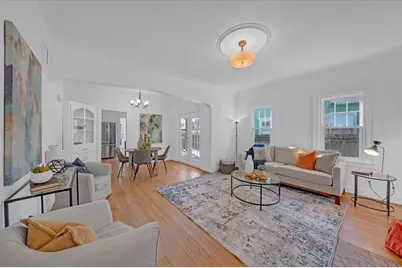 943 Queen Street N, Saint Petersburg, FL 33713 - Photo 3