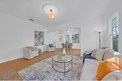 943 Queen Street N, Saint Petersburg, FL 33713 - Photo 5