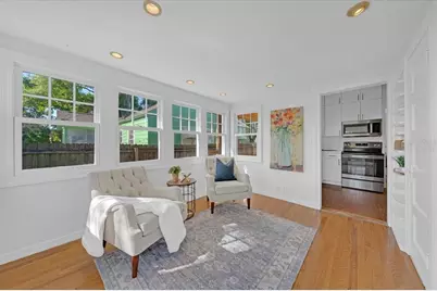 943 Queen Street N, Saint Petersburg, FL 33713 - Photo 21