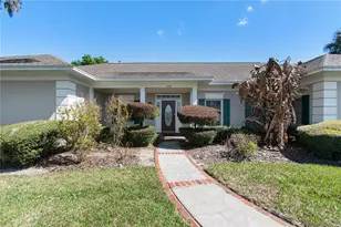 10002 Hunt Cliff Dr, Riverview, FL 33569 - Photo 1