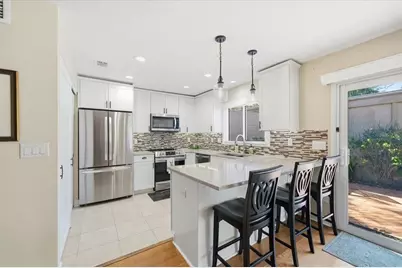 10603 Carrollbrook Way #10603, Tampa, FL 33618 - Photo 7