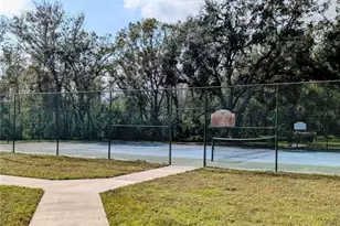 8702 Mallard Reserve Dr, Tampa, FL 33614 - Photo 19