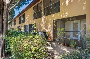 14902 Par Club Circle, Tampa, FL 33618 - Photo 23