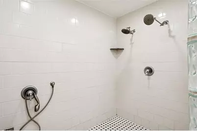 14902 Par Club Circle, Tampa, FL 33618 - Photo 19