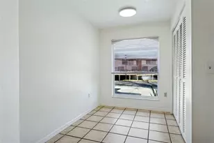 14902 Par Club Circle, Tampa, FL 33618 - Photo 7