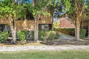 14902 Par Club Circle, Tampa, FL 33618 - Photo 25