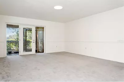 14902 Par Club Circle, Tampa, FL 33618 - Photo 9