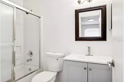 14902 Par Club Circle, Tampa, FL 33618 - Photo 15