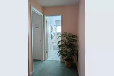 9204 36th Way N #6, Pinellas Park, FL 33782 - Photo 9