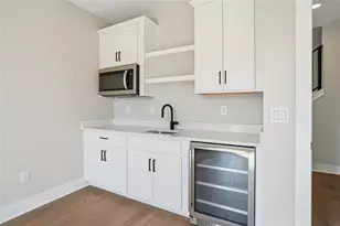 3003 1st Ave N, Saint Petersburg, FL 33713 - Photo 7