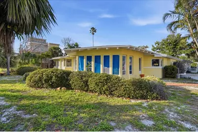 16007 Gulf Boulevard, Redington Beach, FL 33708 - Photo 21