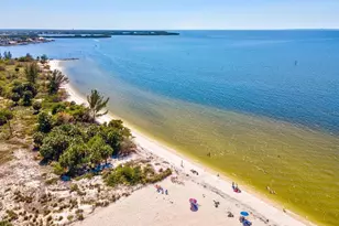 1414 Deirdre Dr, Ruskin, FL 33570 - Photo 97