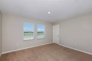 36672 Sagemoor Dr, Zephyrhills, FL 33541 - Photo 19