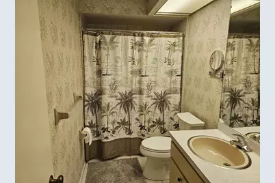 225 Hourglass Way #303, Sarasota, FL 34242 - Photo 25