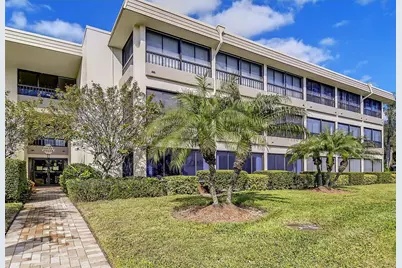 225 Hourglass Way #303, Sarasota, FL 34242 - Photo 1