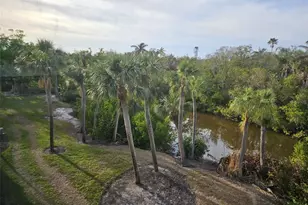 225 Hour Glass Way, Sarasota, FL 34242 - Photo 43