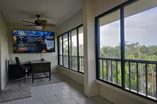 225 Hour Glass Way, Sarasota, FL 34242 - Photo 27