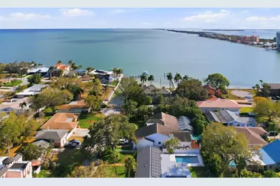 6755 30th Street S, Saint Petersburg, FL 33712 - Photo 9