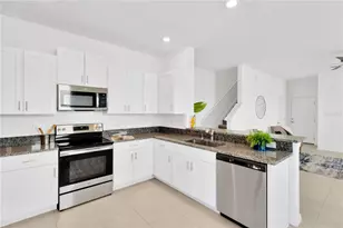 6032 Shiner St, Land O Lakes, FL 34638 - Photo 17