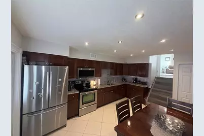 7321 Jackson Springs Road, Tampa, FL 33634 - Photo 9