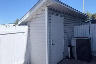 7321 Jackson Springs Rd, Tampa, FL 33634 - Photo 29