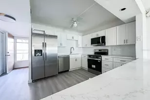 7910 Sun Island Dr S, South Pasadena, FL 33707 - Photo 3
